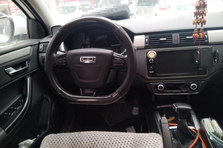Used Qoros 3 2016 Sedan 1.6L Automatic Zhiyue Model Steering Wheel