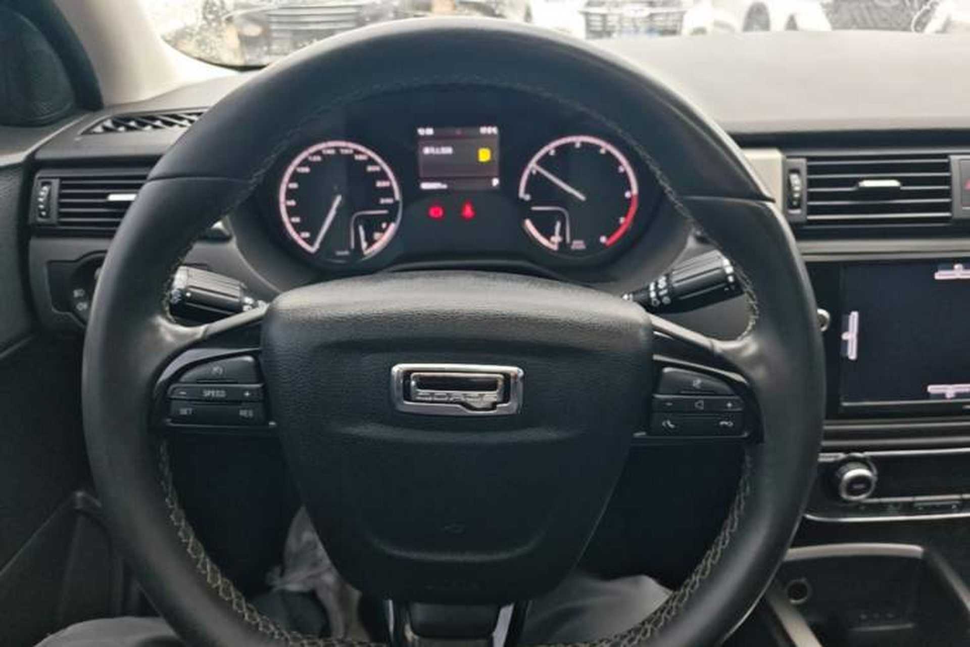 Used Qoros 3 2016 Urban SUV 1.6T Automatic Zhiyue Model Steering Wheel