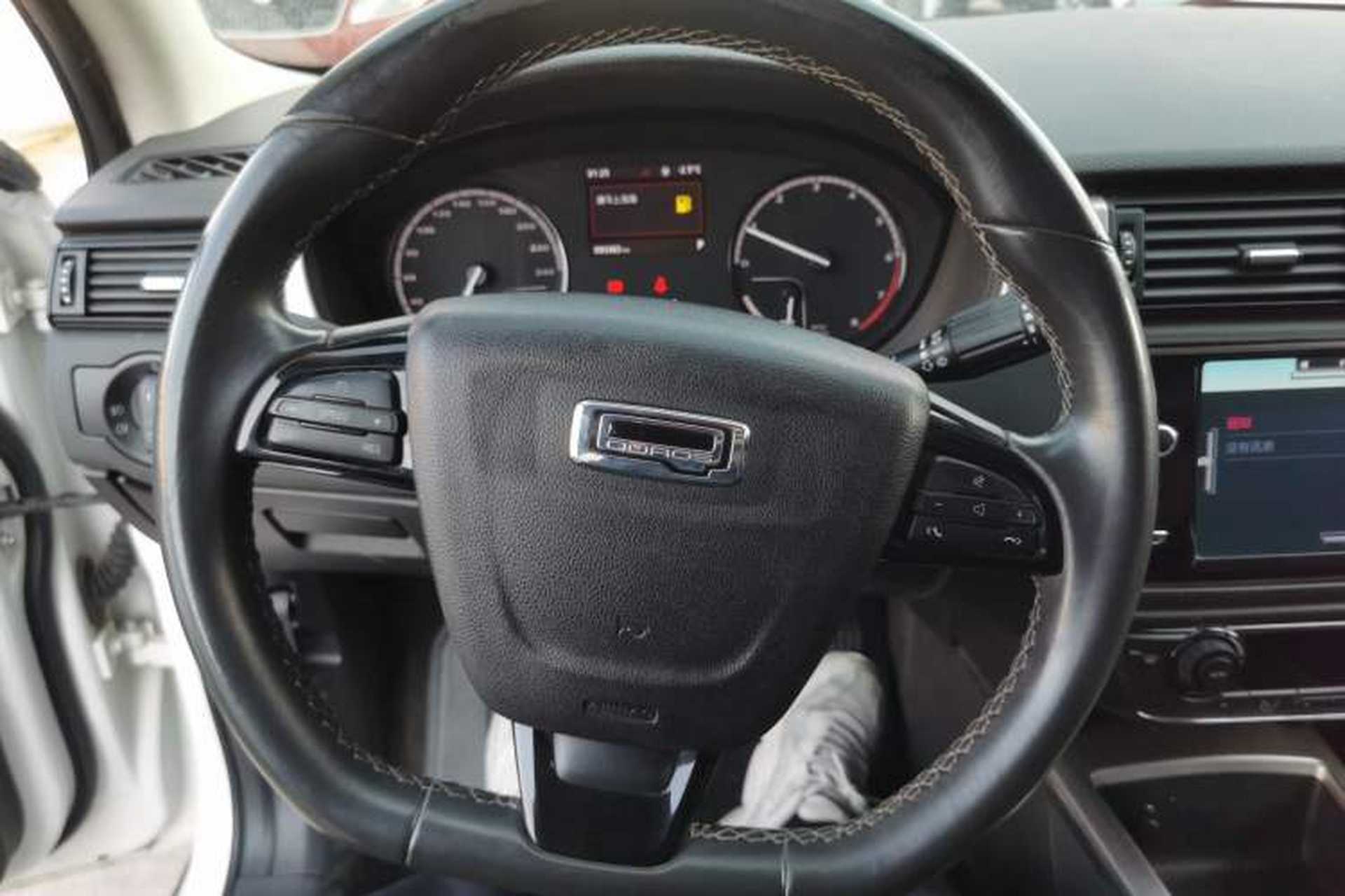 Used Qoros 3 2016 Urban SUV 1.6T Automatic Zhiyue Model Steering Wheel
