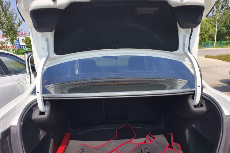 Used Qoros 3 2016 Sedan 1.6L Automatic Zhiyue Model Trunk
