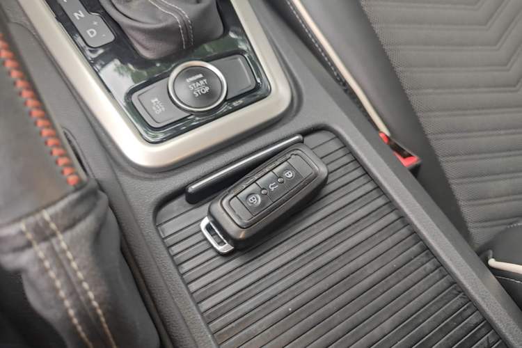 Used Qoros 3 2016 Hatchback 1.6L Automatic Zhiyue Model Vehicle Key
