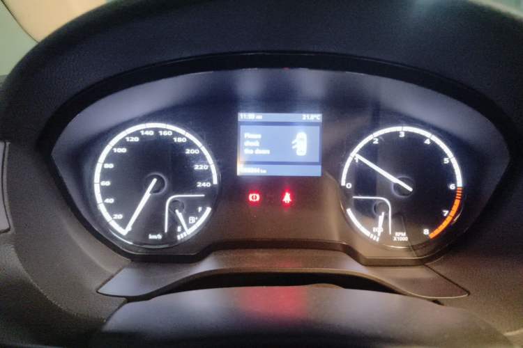 Used Qoros 3 2017 Urban SUV 1.6T Manual Zhiyue Model Instrument Cluster