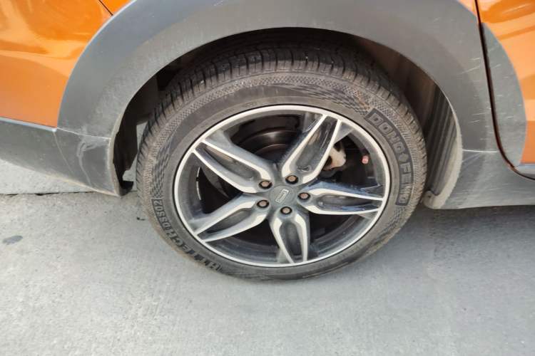 Used Qoros 3 2017 GT 1.6T Manual Enjoyment Model Right Rear Wheel Hub