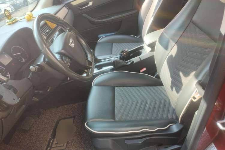 Used Qoros 3 2017 Hatchback 1.6L Automatic Zhiyue Model Left Front Seat