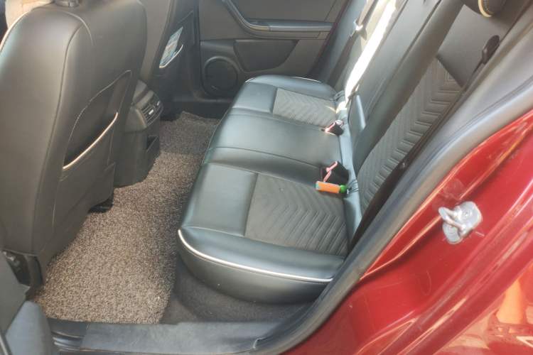 Used Qoros 3 2017 Hatchback 1.6L Automatic Zhiyue Model Left Rear Seat