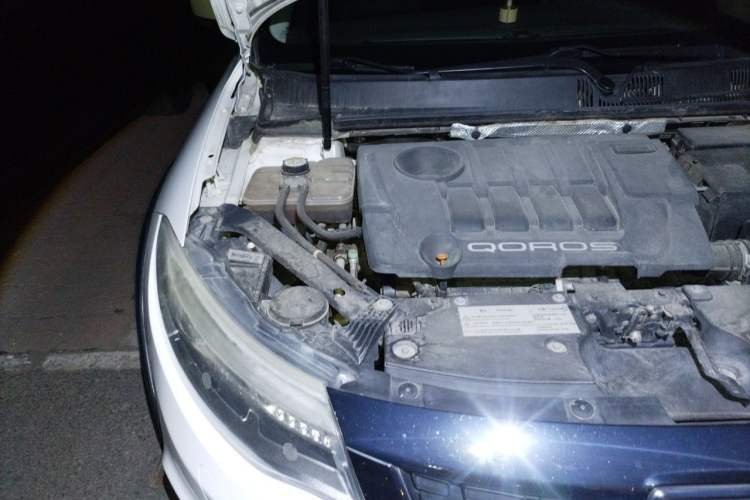 Used Qoros 3 2017 Urban SUV 1.6T Automatic ZhiZhen Model Engine Bay Right