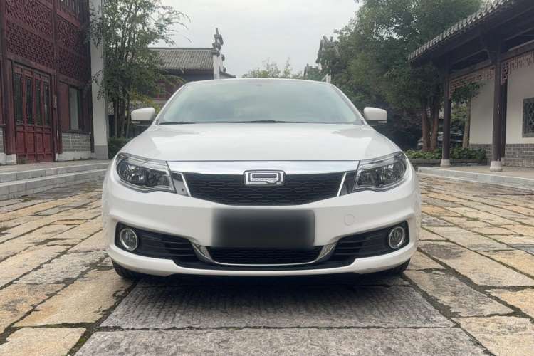 Used Qoros 3 2017 Hatchback 1.6L Automatic Zhiyue Model Front