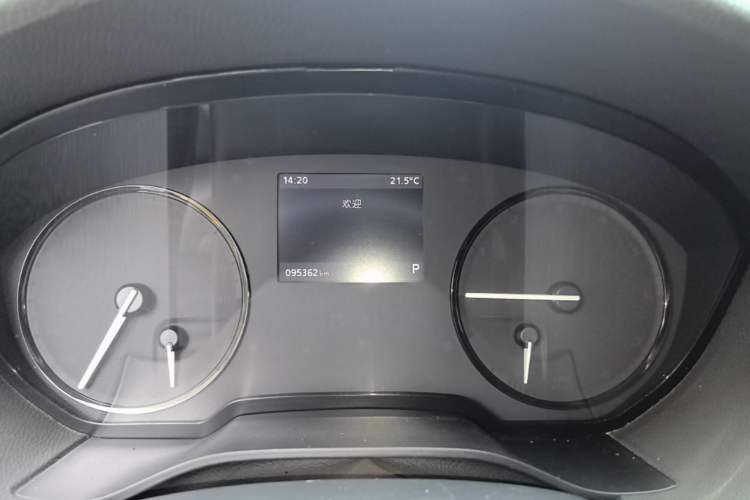 Used Qoros 3 2017 Sedan 1.6L Automatic Zhiyue Model Instrument Cluster