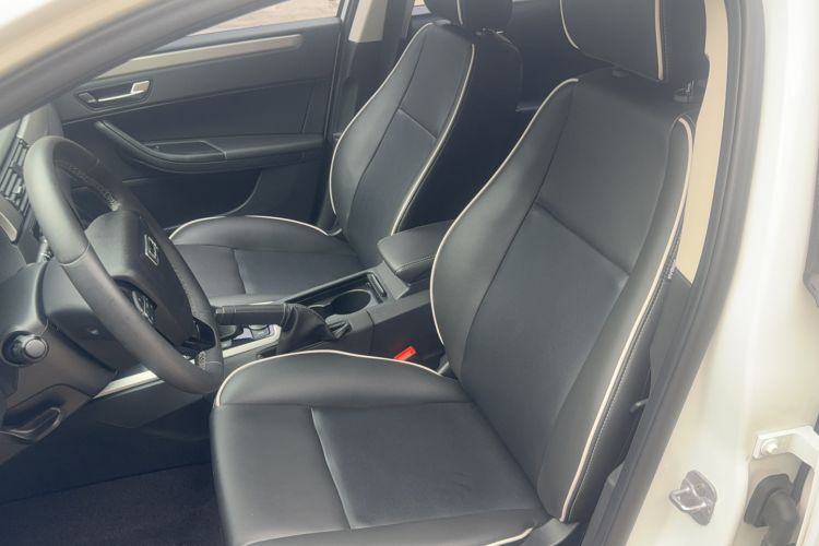 Used Qoros 3 2017 Hatchback 1.6L Automatic Zhiyue Model Left Front Seat