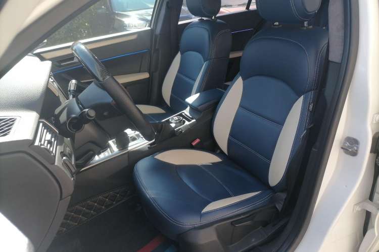 Used Qoros 3 2017 Urban SUV 1.6T Automatic Zhiyue Model Left Front Seat