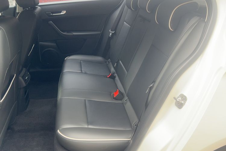 Used Qoros 3 2017 Hatchback 1.6L Automatic Zhiyue Model Left Rear Seat