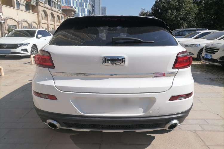 Used Qoros 3 2017 Urban SUV 1.6T Automatic Zhiyue Model Rear