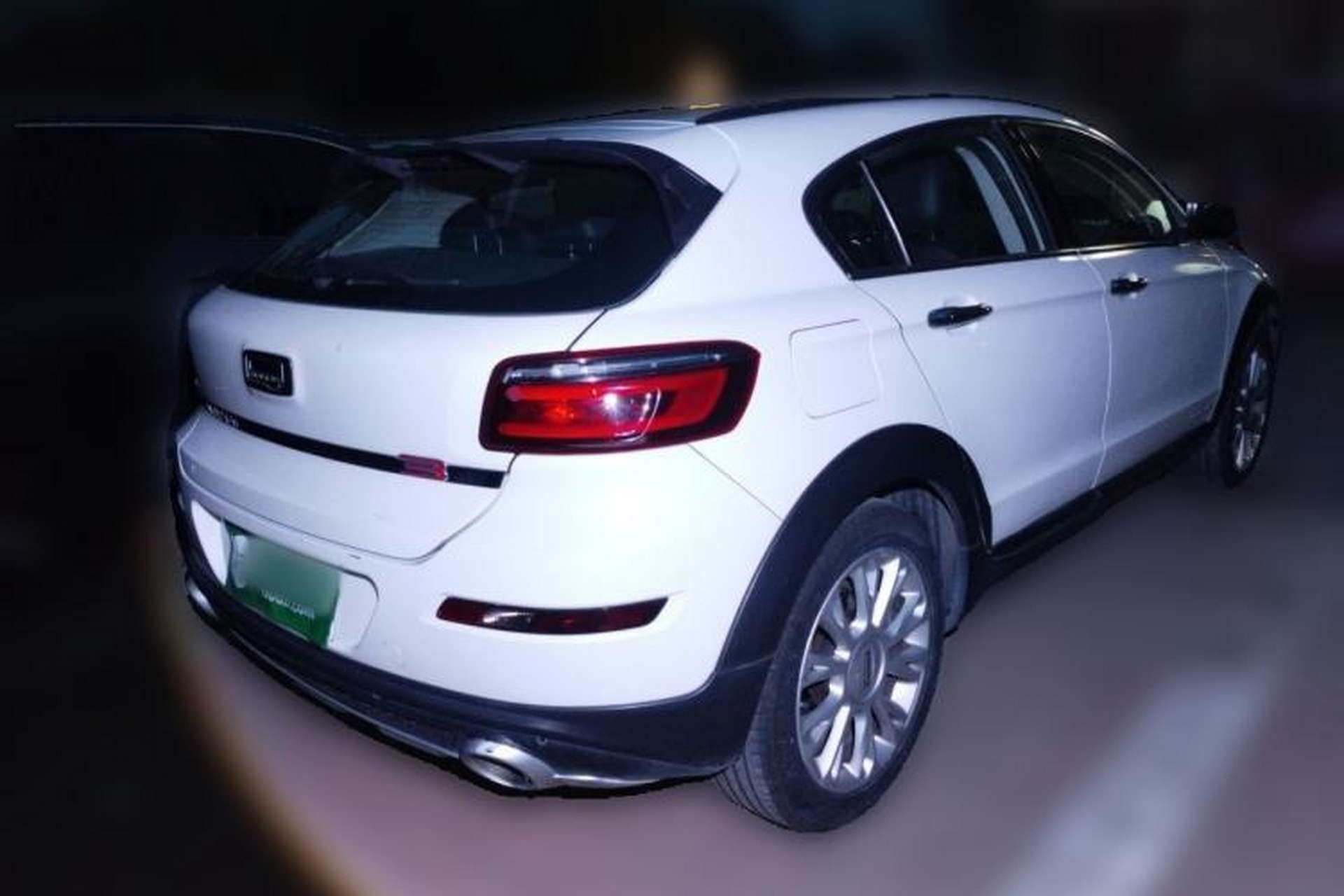 Used Qoros 3 2017 Urban SUV 1.6T Automatic ZhiZhen Model Rear Right 45 Deg
