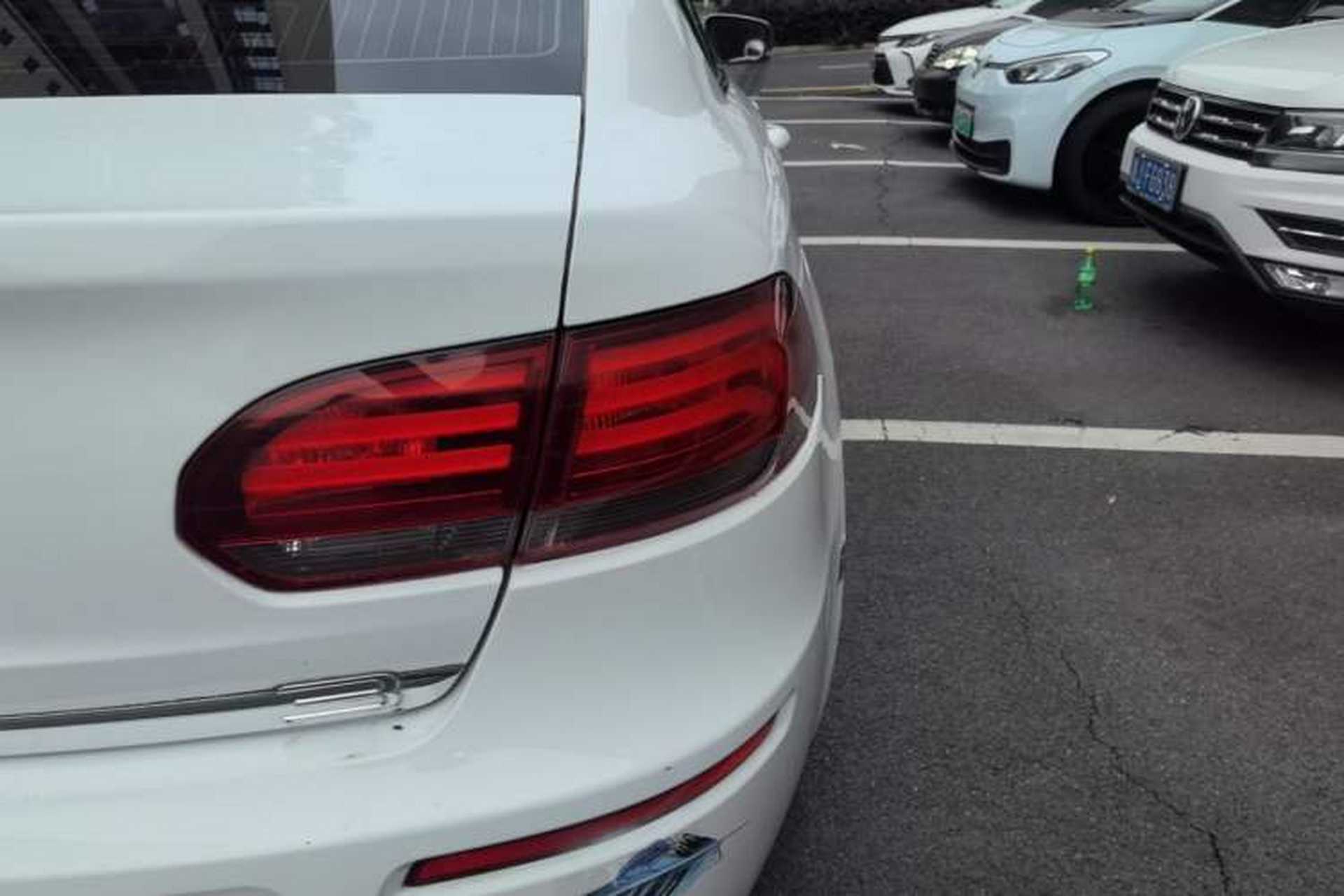 Used Qoros 3 2017 Sedan 1.6L Automatic Zhiyue Model Right Rear Taillight