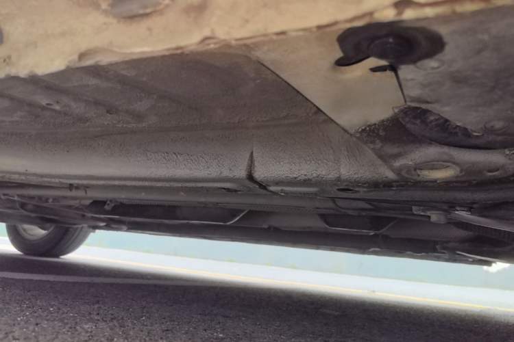 Used Qoros 3 2017 Sedan 1.6L Automatic Zhiyue Model Right Side Sill