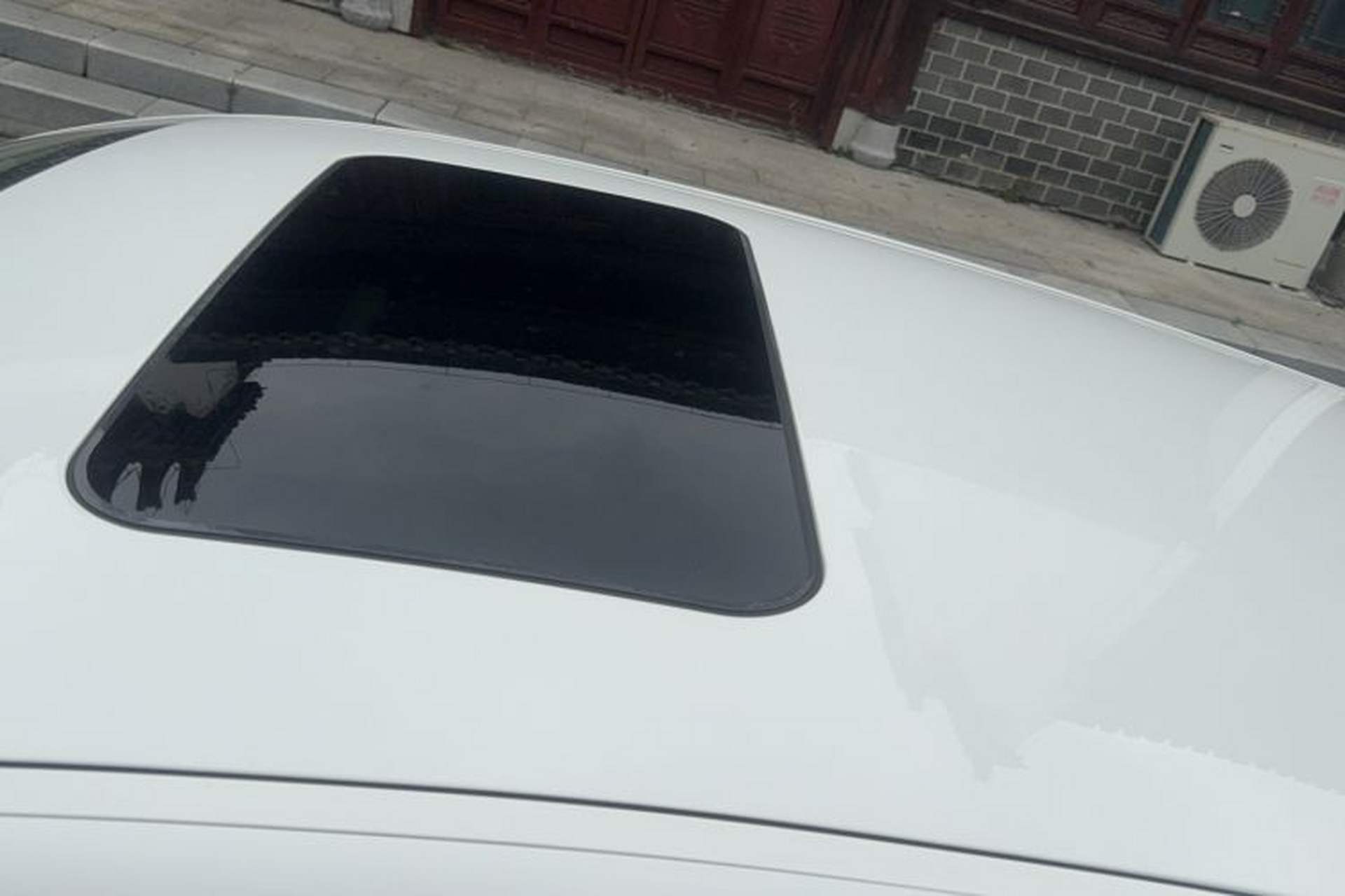 Used Qoros 3 2017 Hatchback 1.6L Automatic Zhiyue Model Roof