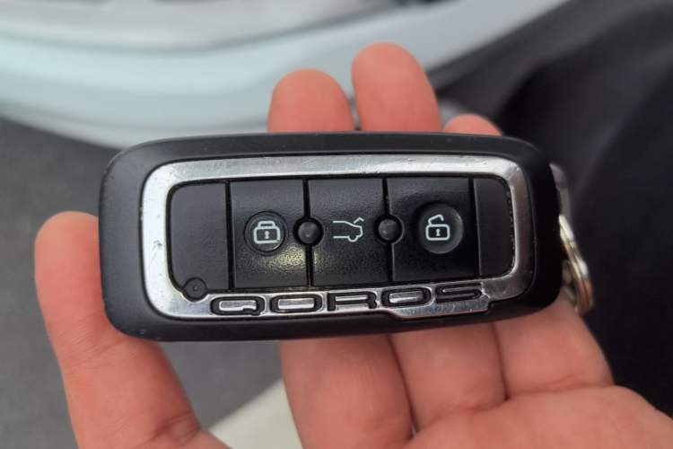 Used Qoros 3 2017 Sedan 1.6L Automatic Zhiyue Model Vehicle Key