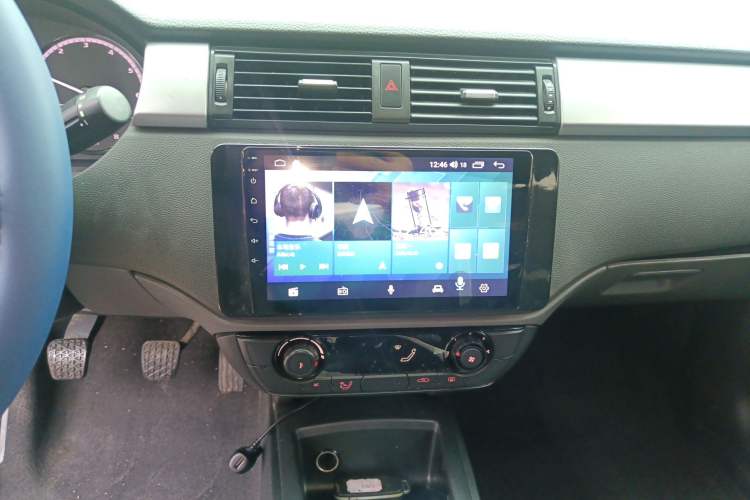 Used Qoros 3 2017 GT 1.6T Manual Enjoyment Model Audio And AC Panel