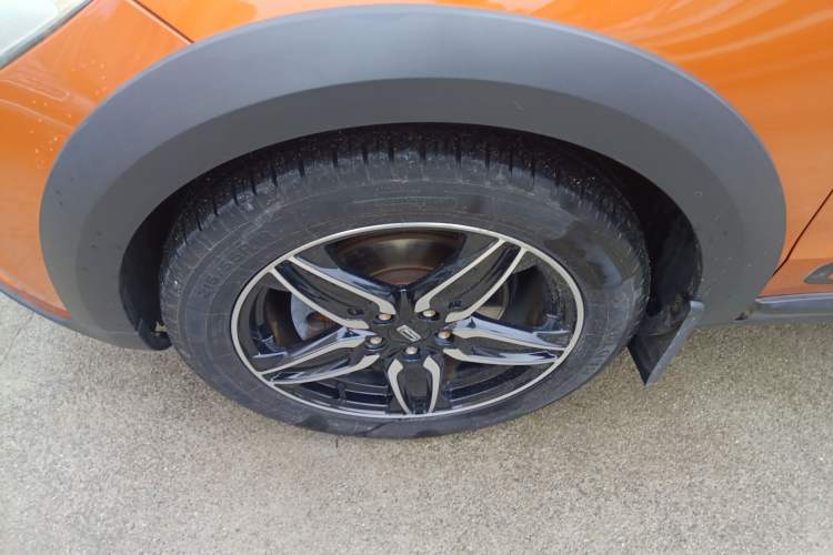 Used Qoros 3 2017 GT 1.6T Manual Enjoyment Model Exterior 4