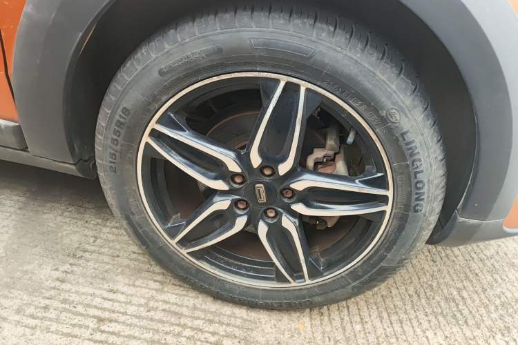 Used Qoros 3 2017 GT 1.6T Manual Enjoyment Model Right Front Wheel Hub