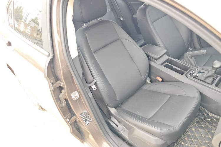 Used Qoros 3 2018 Sedan 1.6L Automatic Leading Model Right Front Seat