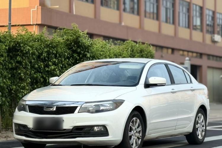 Used Qoros 3 2018 Sedan 1.6L Automatic Leading Model Guazi used car, China used car export, Used car for sale, Used cars, Cheapest cars for sale
