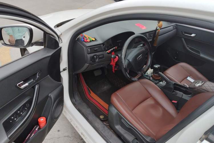 Used Qoros 3 2018 Sedan 1.6L Automatic Leading Model Driver Seat