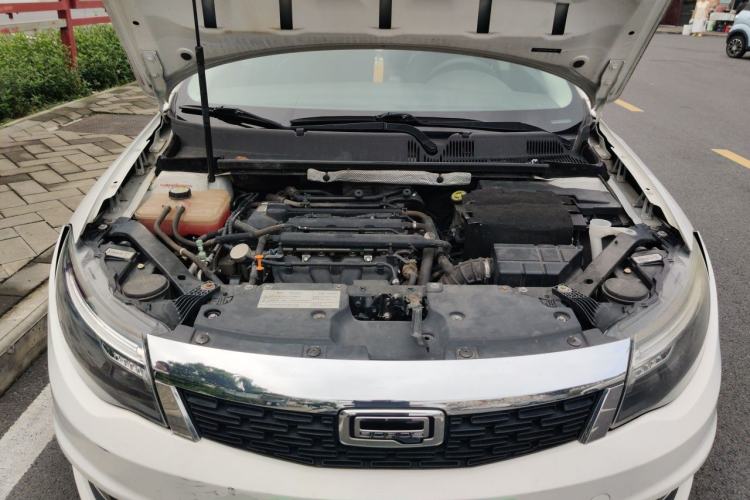 Used Qoros 3 2018 Sedan 1.6L Automatic Leading Model Engine Bay