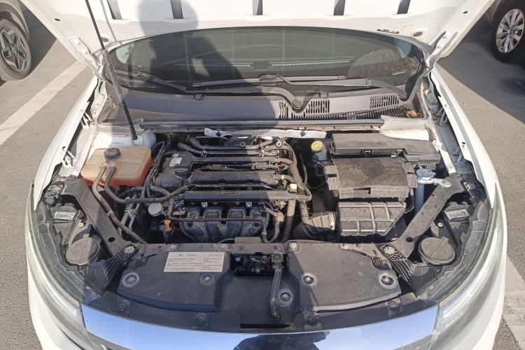 Used Qoros 3 2018 Sedan 1.6L Automatic Leading Model Engine Bay