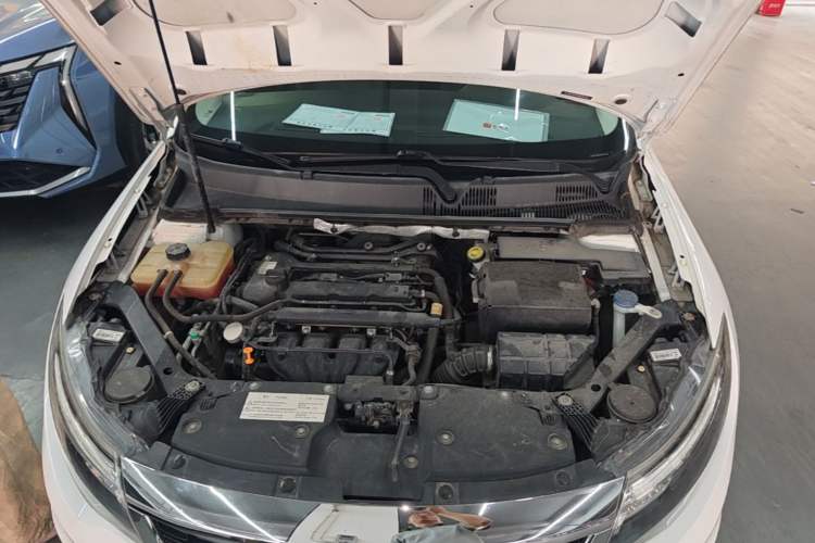 Used Qoros 3 2018 Sedan 1.6L Automatic Leading Model Engine Bay