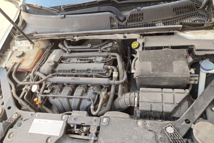 Used Qoros 3 2018 Sedan 1.6L Automatic Leading Model Engine Bay