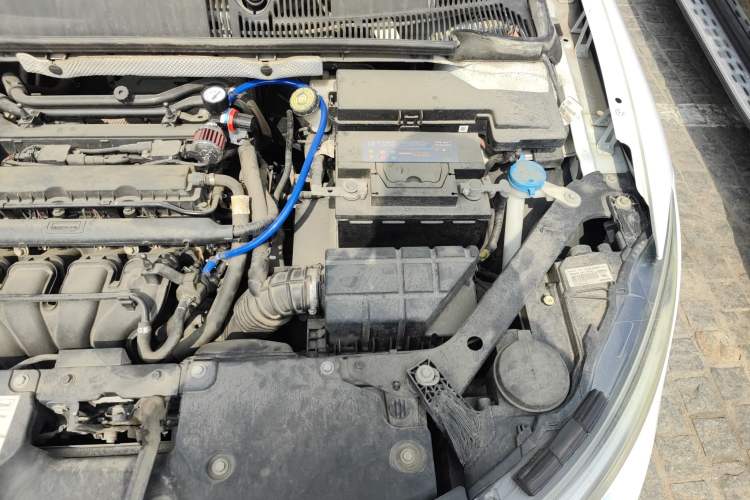 Used Qoros 3 2018 Sedan 1.6L Automatic Leading Model Engine Bay Left
