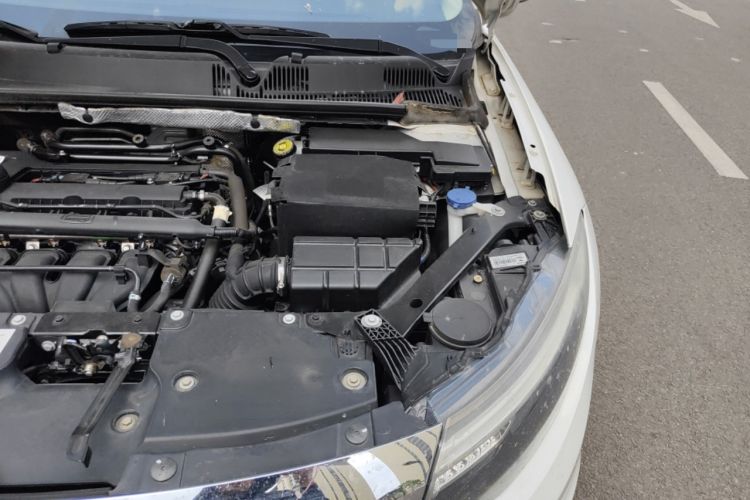 Used Qoros 3 2018 Sedan 1.6L Automatic Leading Model Engine Bay Left