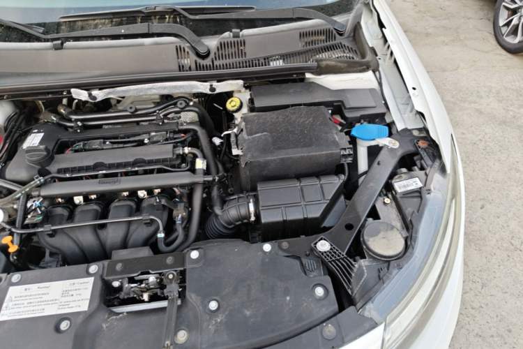 Used Qoros 3 2018 Sedan 1.6L Automatic Leading Model Engine Bay Left