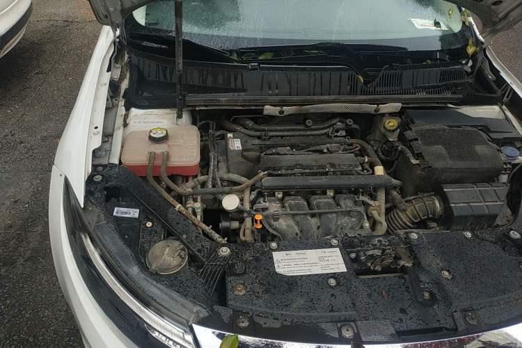 Used Qoros 3 2018 Sedan 1.6L Automatic Leading Model Engine Bay Right