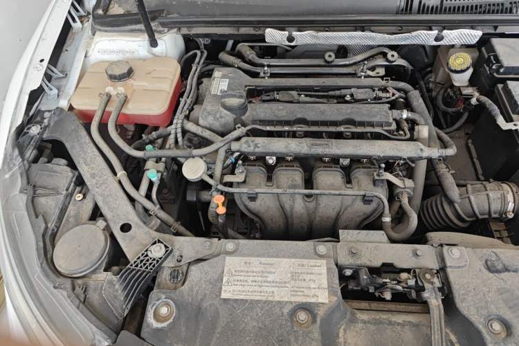 Used Qoros 3 2018 Sedan 1.6L Automatic Leading Model Engine Bay Right
