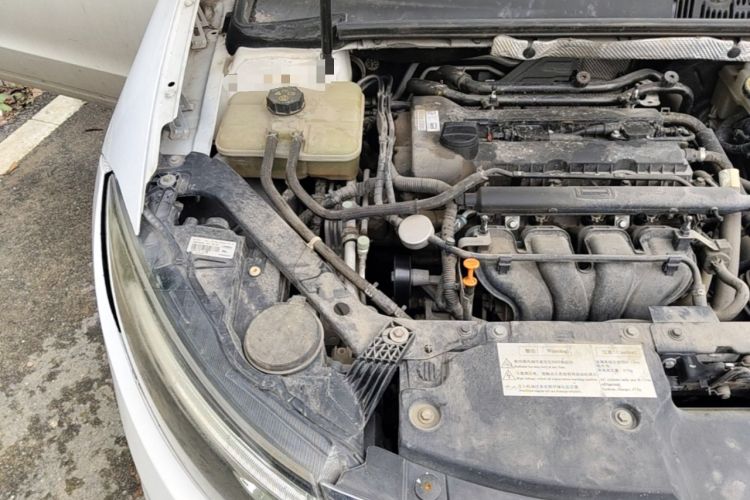 Used Qoros 3 2018 Sedan 1.6L Automatic Leading Model Engine Bay Right