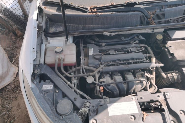 Used Qoros 3 2018 Sedan 1.6L Automatic Leading Model Engine Bay Right