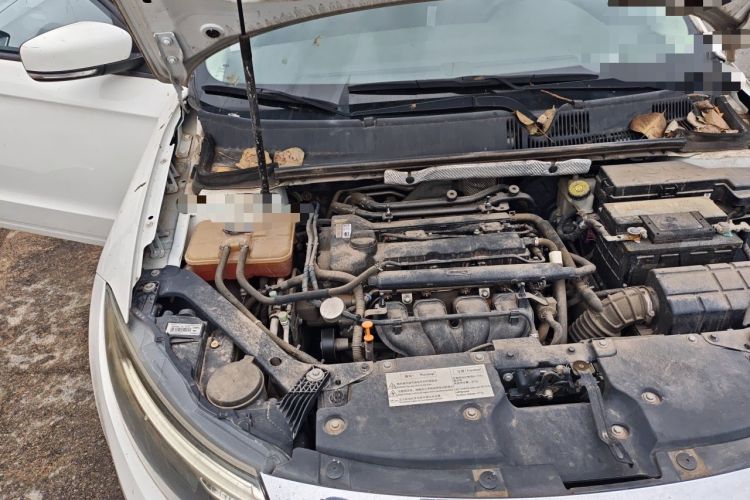 Used Qoros 3 2018 Sedan 1.6L Automatic Leading Model Engine Bay Right