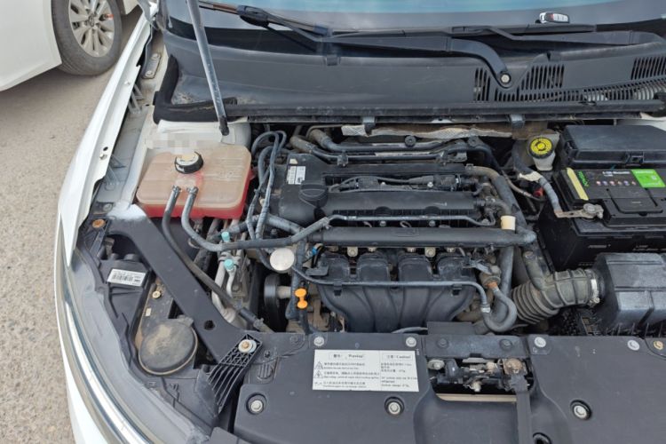 Used Qoros 3 2018 Sedan 1.6L Automatic Leading Model Engine Bay Right