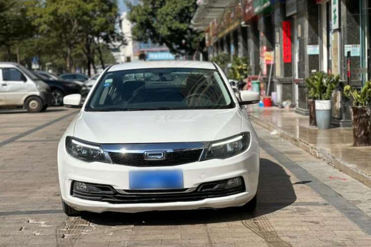 Used Qoros 3 2018 Sedan 1.6L Automatic Leading Model Exterior 1