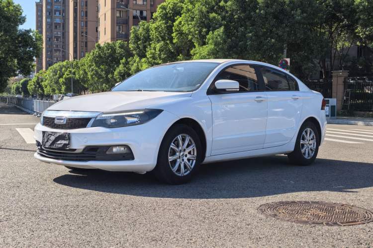 Used Qoros 3 2018 Sedan 1.6L Automatic Leading Model Exterior 3
