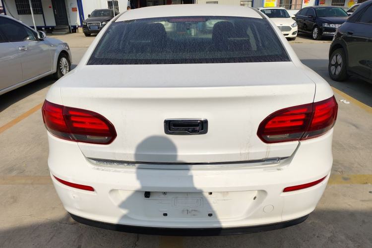 Used Qoros 3 2018 Sedan 1.6L Automatic Leading Model Exterior 4