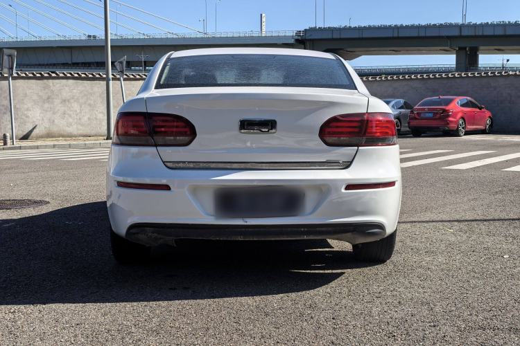 Used Qoros 3 2018 Sedan 1.6L Automatic Leading Model Exterior 6