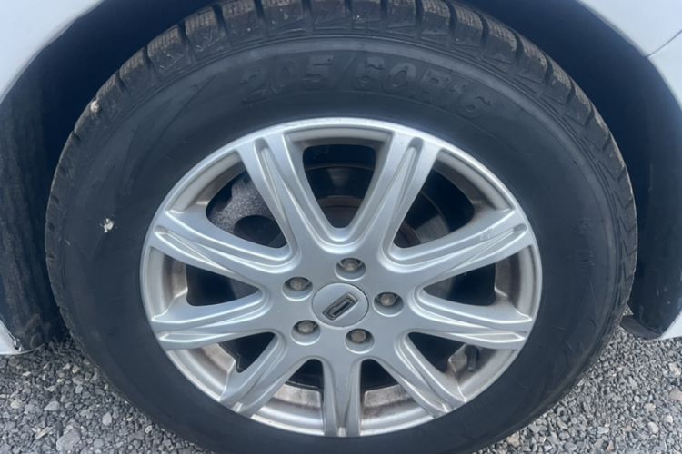 Used Qoros 3 2018 Sedan 1.6L Automatic Leading Model Exterior 6