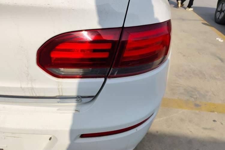 Used Qoros 3 2018 Sedan 1.6L Automatic Leading Model Exterior 6