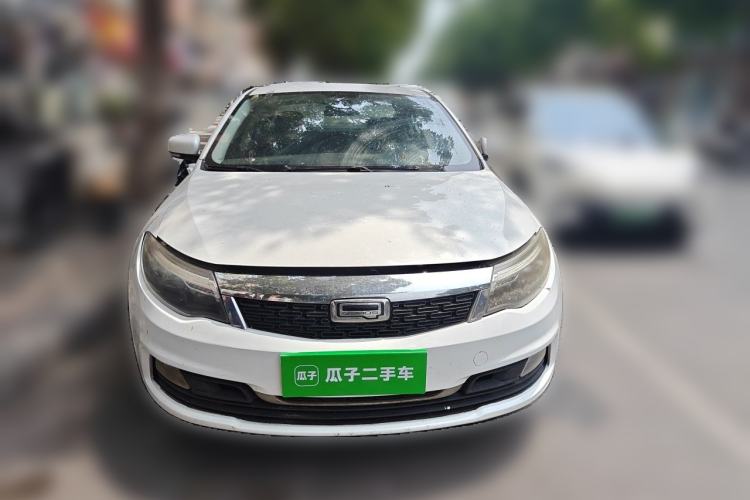 Used Qoros 3 2018 Sedan 1.6L Automatic Leading Model Front