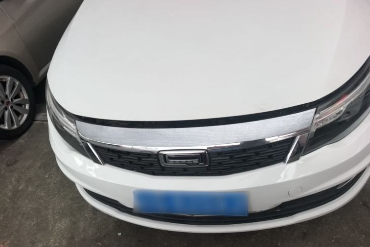 Used Qoros 3 2018 Sedan 1.6L Automatic Leading Model Front