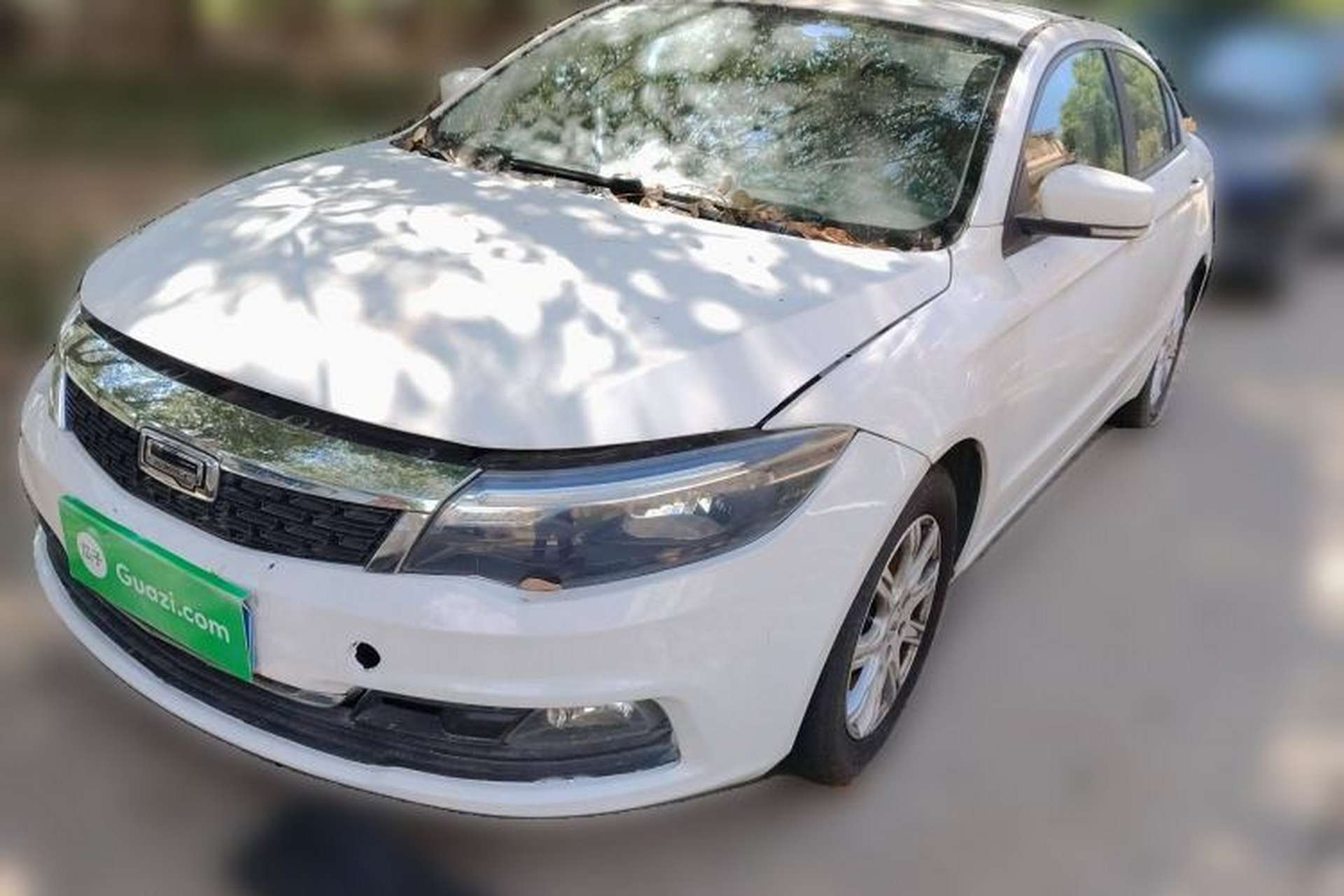 Used Qoros 3 2018 Sedan 1.6L Automatic Leading Model Front Left 45 Deg