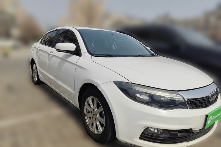 Used Qoros 3 2018 Sedan 1.6L Automatic Leading Model Front Right 45 Deg